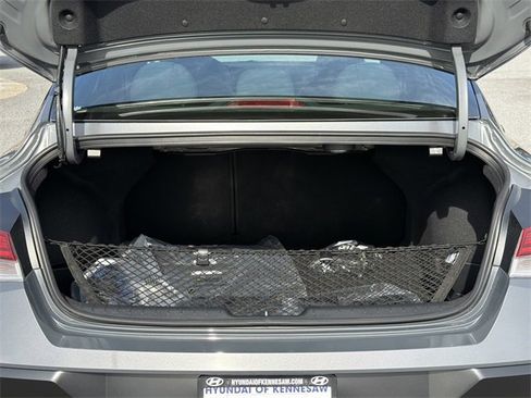 New 2026 Hyundai Elantra Limited image 18