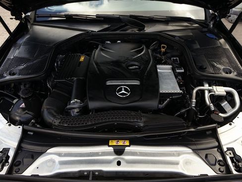 Used 2018 Mercedes-Benz C 300 Coupe image 17