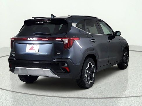 Used 2025 Kia Seltos EX w/ EX Sunroof Package AWD/4WD image 6