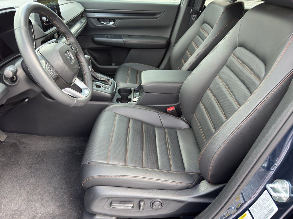 Used 2025 Honda CR-V Sport-L image 12