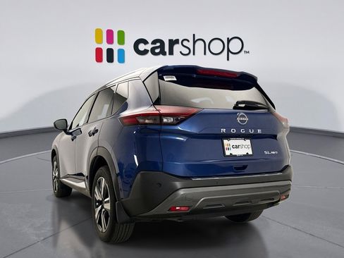 Used 2023 Nissan Rogue SL w/ SL Premium Package AWD/4WD image 3