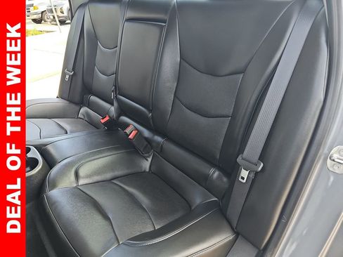 Used 2018 Chevrolet Volt Premier image 13