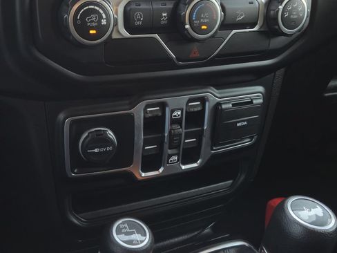 Used 2020 Jeep Wrangler Unlimited Sport S AWD/4WD image 20