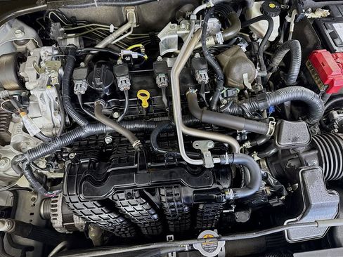 Used 2022 Nissan Altima 2.5 SV FWD image 36