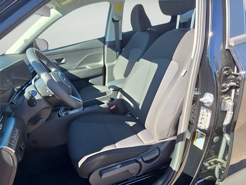 Used 2026 Hyundai Kona SE AWD/4WD image 11