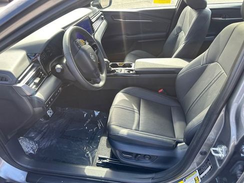 Used 2025 Toyota Camry XSE FWD image 30