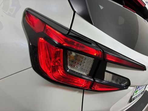 Certified 2025 Subaru Crosstrek 2.5i Limited w/ Crosstrek Mirror Package image 24