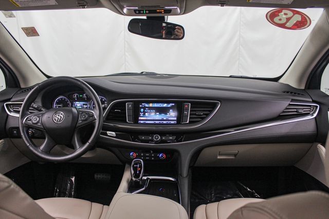 Certified 2018 Buick Enclave Essence FWD image 26