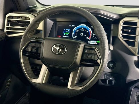 Used 2026 Toyota Sequoia Capstone AWD/4WD image 15