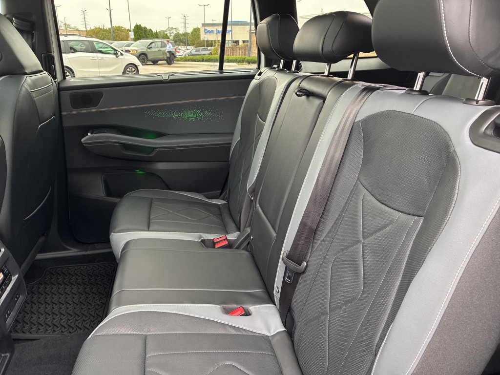 New 2027 Volkswagen Atlas SEL R-Line AWD/4WD image 19