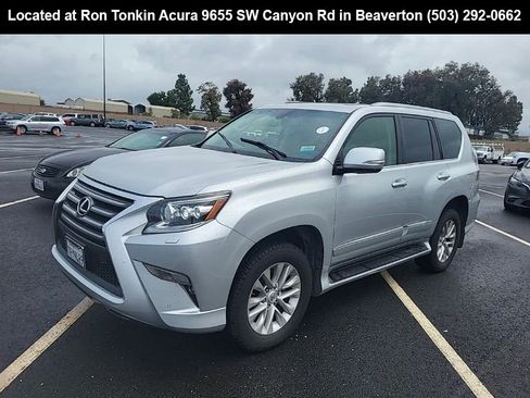 Used 2016 Lexus GX 460 w/ Premium Package AWD/4WD image 3