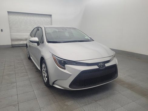 Used 2022 Toyota Corolla LE image 13