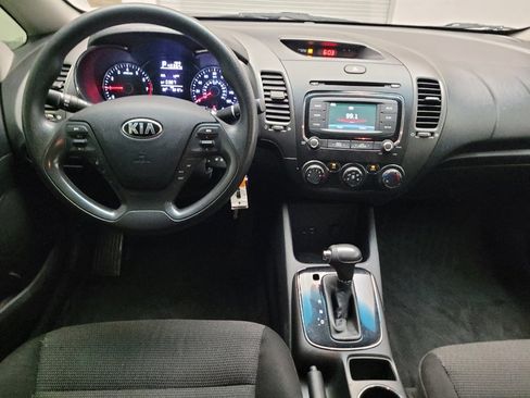 Used 2017 Kia Forte LX image 22