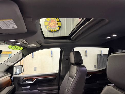 Used 2023 GMC Sierra 1500 Denali w/ Denali Reserve Package image 10