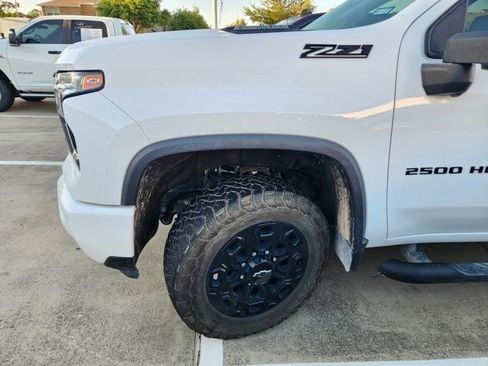 Used 2024 Chevrolet Silverado 2500 LT w/ Z71 Sport Edition image 5