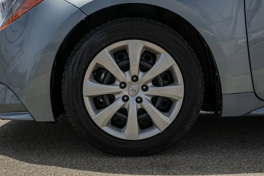Used 2024 Toyota Corolla LE FWD image 13
