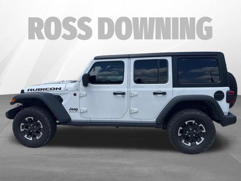 Used 2024 Jeep Wrangler Unlimited Rubicon w/ Technology Group AWD/4WD image 2