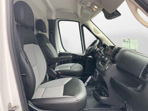 Used 2025 RAM ProMaster 1500 w/ Convenience Group FWD image 15