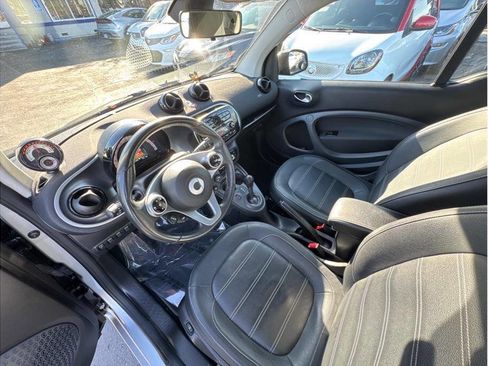 Used 2017 smart fortwo electric drive image 5