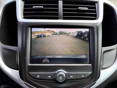 Used 2020 Chevrolet Sonic LT image 18