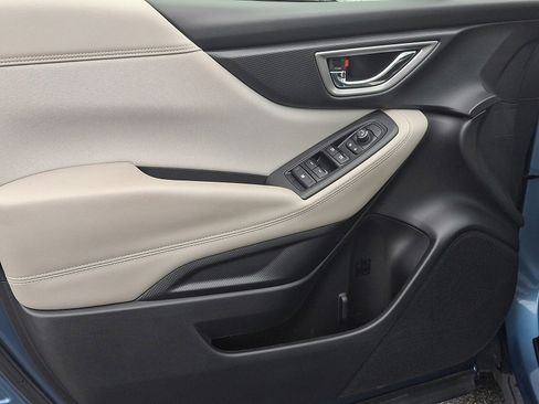Certified 2023 Subaru Forester Premium image 11