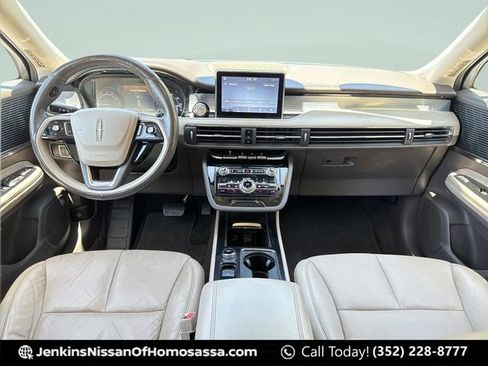Used 2020 Lincoln Corsair FWD w/ Premium Package image 21