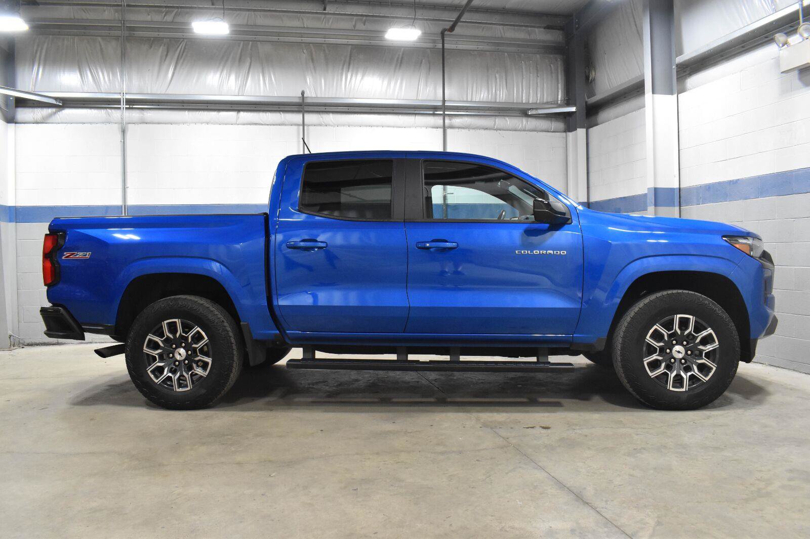 Used 2023 Chevrolet Colorado Z71 w/ Z71 Convenience Package 2 AWD/4WD image 27