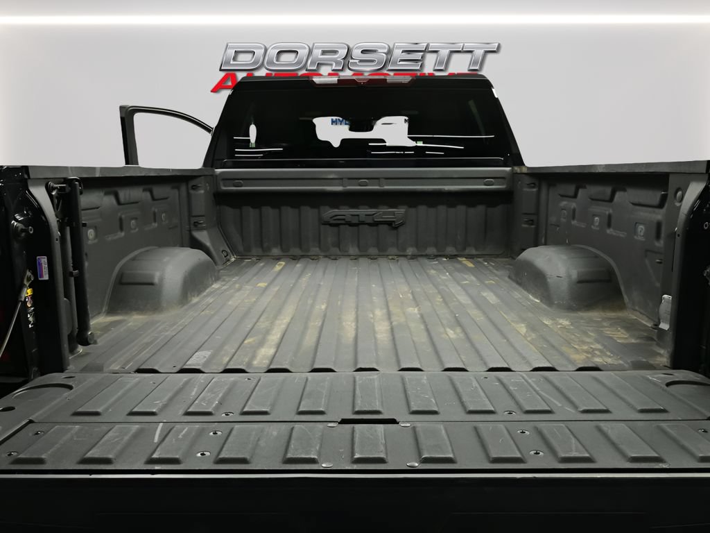 Used 2024 GMC Sierra 2500 AT4 AWD/4WD image 7