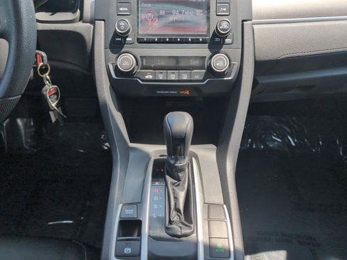 Used 2019 Honda Civic LX image 14