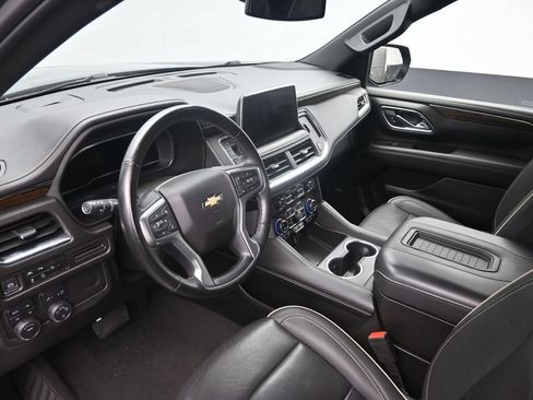 Used 2024 Chevrolet Tahoe Premier AWD/4WD image 19