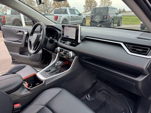 Used 2024 Toyota RAV4 Adventure image 33