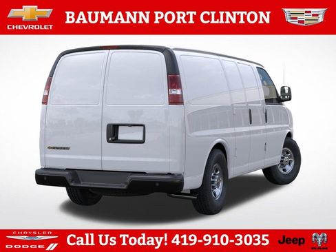New 2026 Chevrolet Express 2500 w/ Driver Convenience Package RWD image 4