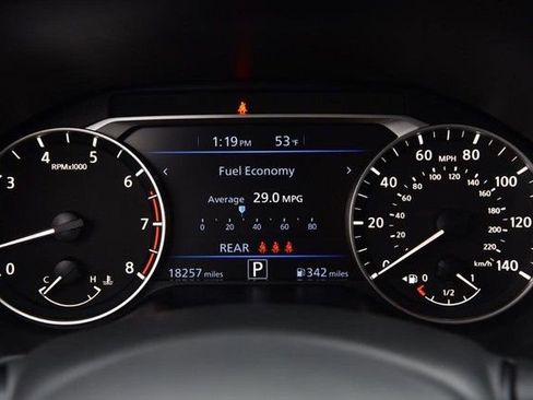 Certified 2025 Nissan Altima 2.5 SV image 12