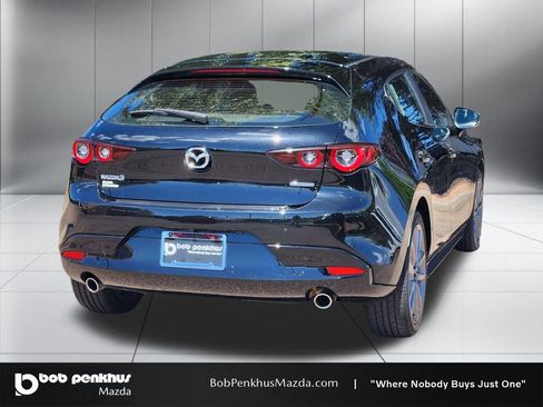 Used 2025 MAZDA MAZDA3 s FWD image 25