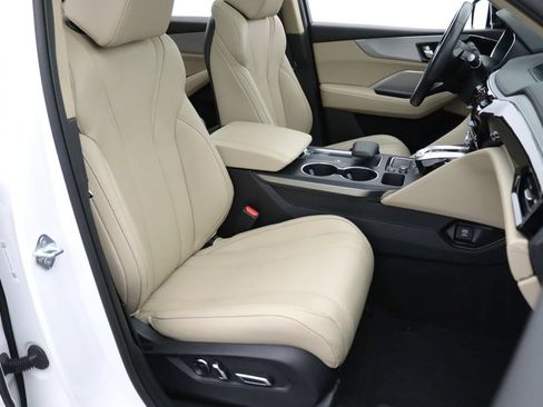 Used 2024 Acura MDX SH-AWD image 15