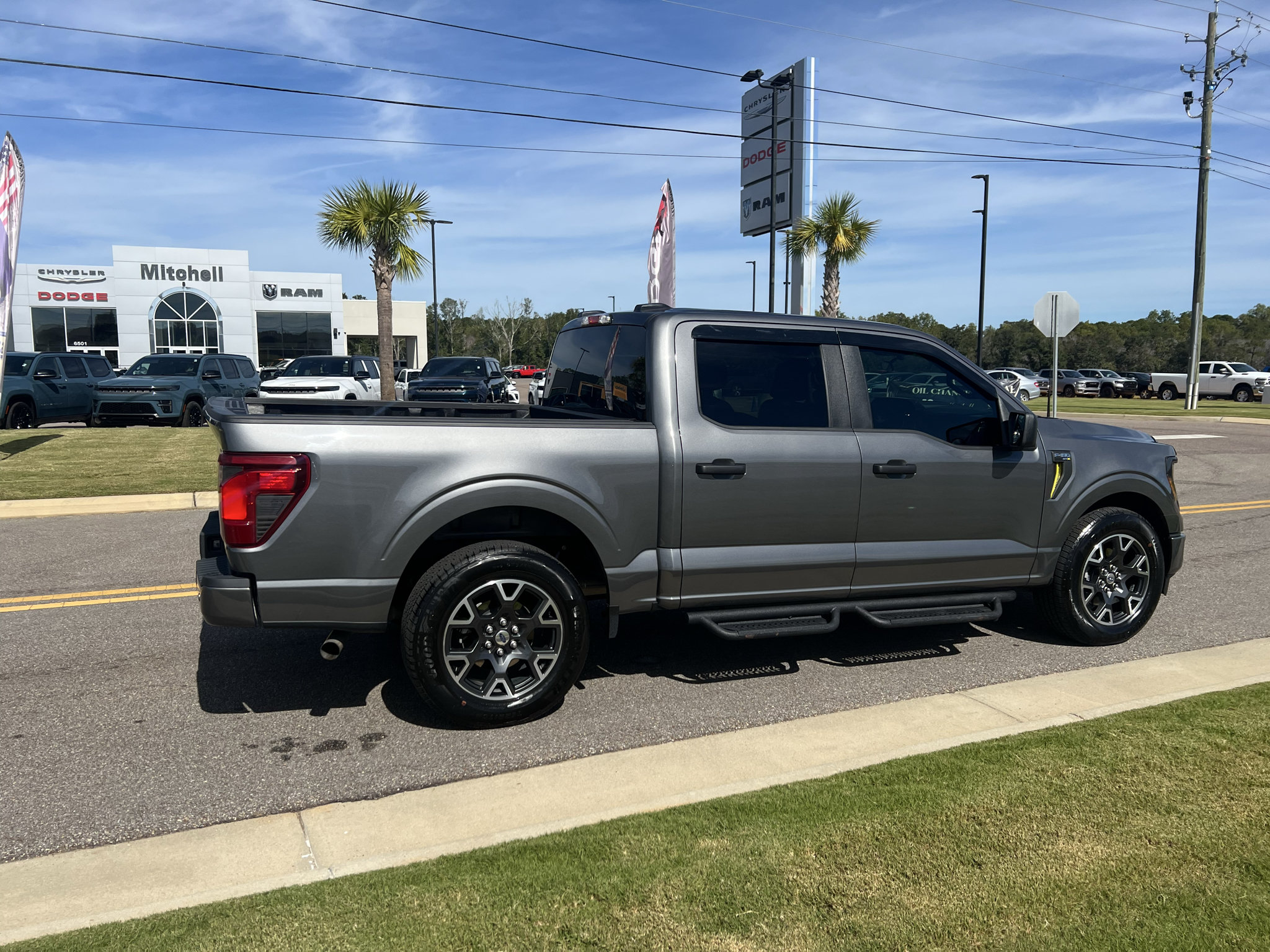 Used 2024 Ford F150 STX RWD image 4