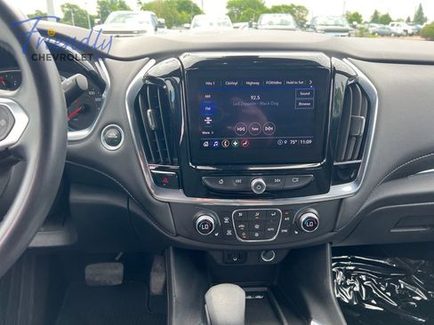 Certified 2022 Chevrolet Traverse LT AWD/4WD image 16