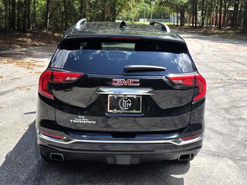 Used 2020 GMC Terrain Denali FWD image 3