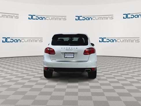 Used 2013 Porsche Cayenne S AWD/4WD image 7