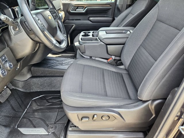 Used 2023 Chevrolet Silverado 1500 LT w/ Protection Package RWD image 15