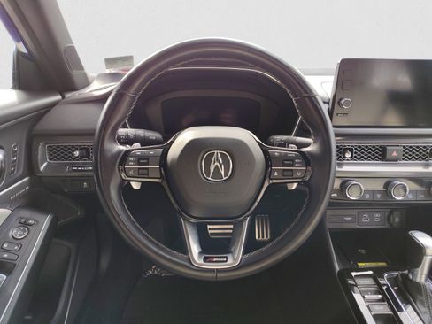 Used 2023 Acura Integra A-Spec image 16