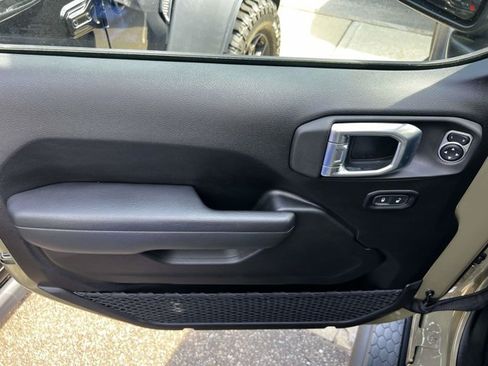 Used 2026 Jeep Wrangler Unlimited Sport AWD/4WD image 14