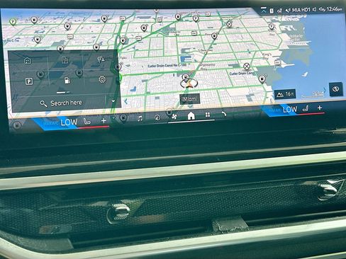 Certified 2024 BMW X5 sDrive40i w/ M Sport Package image 12