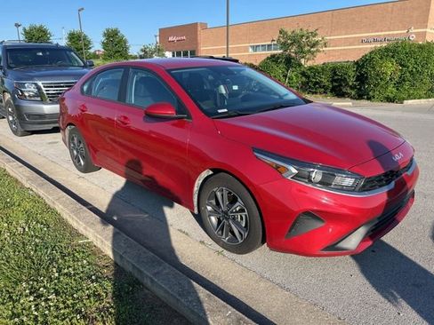 Used 2024 Kia Forte LXS FWD image 2