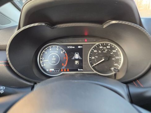 New 2025 Nissan Versa SR w/ Trunk Package image 9