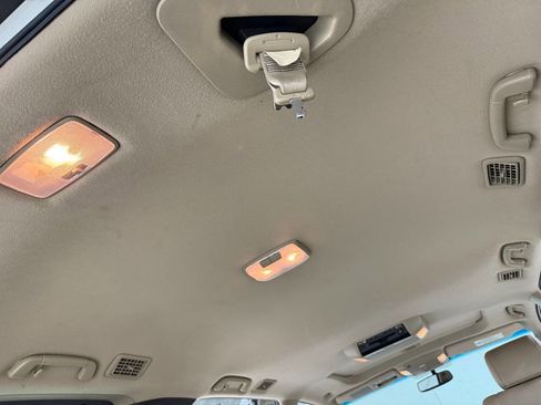 Used 2011 Toyota Sequoia Platinum image 66