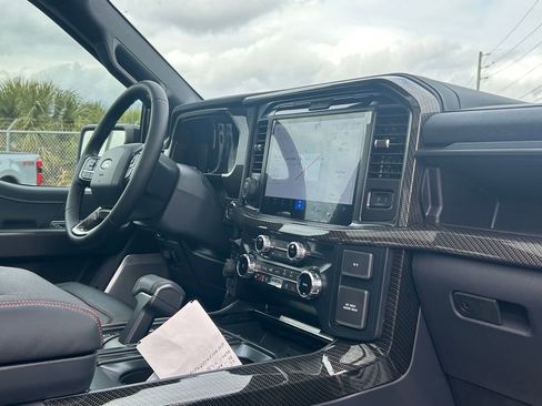 New 2025 Ford F150 Lariat w/ Equipment Group 502A High image 29