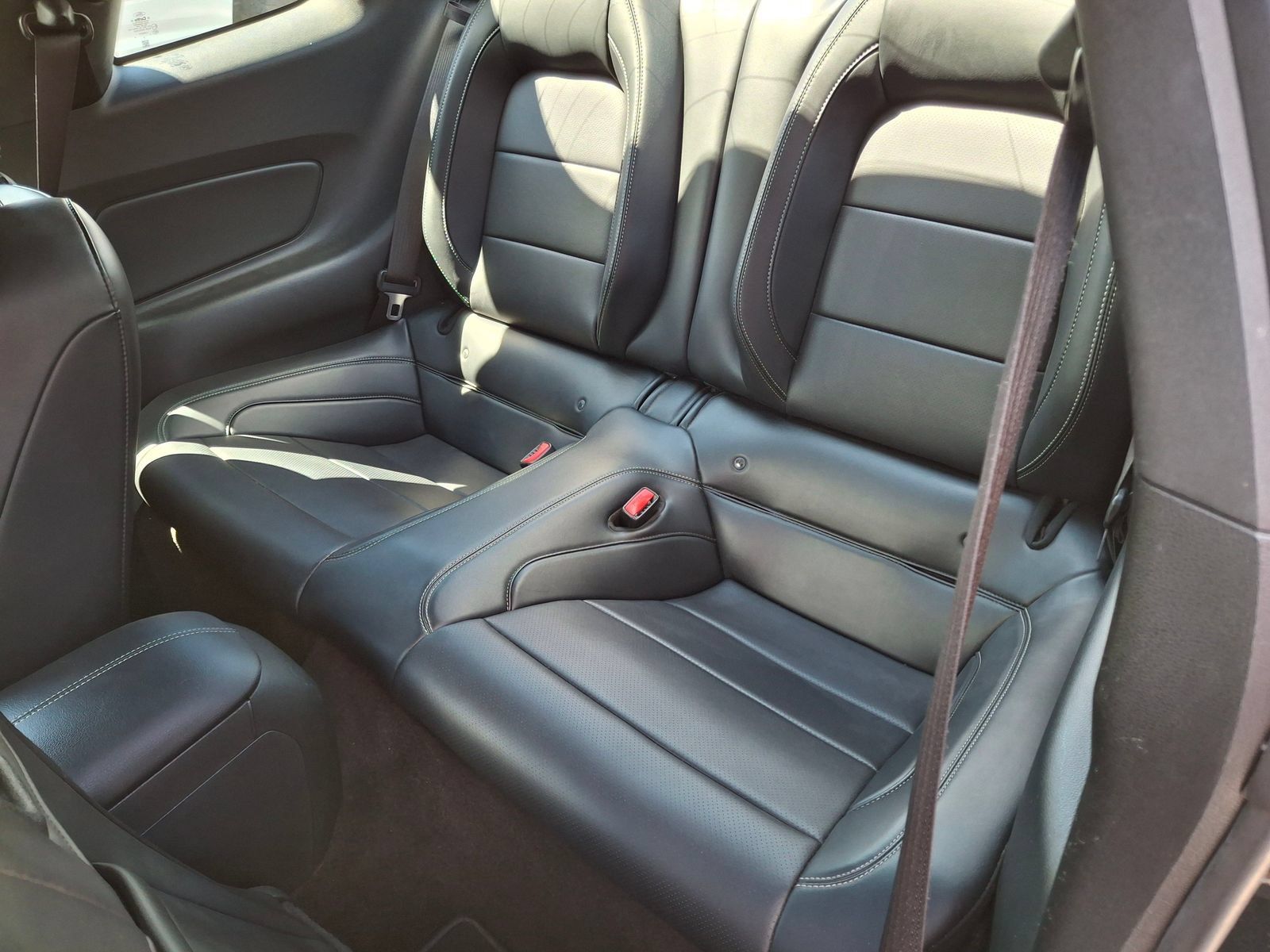 Used 2016 Ford Mustang GT Premium w/ Equipment Group 401A RWD image 19
