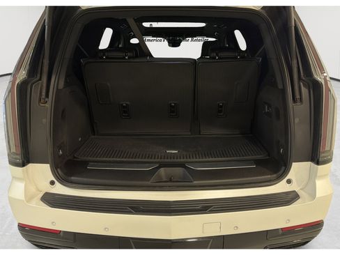 Used 2025 Cadillac Escalade Sport w/ LPO, ONYX Package AWD/4WD image 22