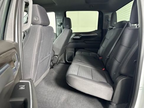 Used 2023 Chevrolet Silverado 1500 LT image 25